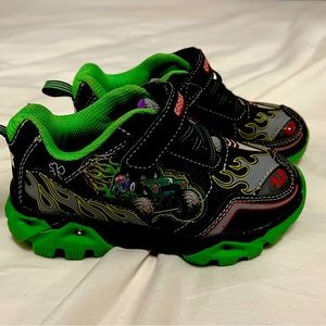 Monster truck boys shoes size 11